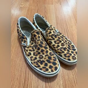 Vans cheetah print slip on